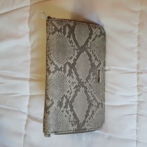 Jewell Wallet by ThirtyOne